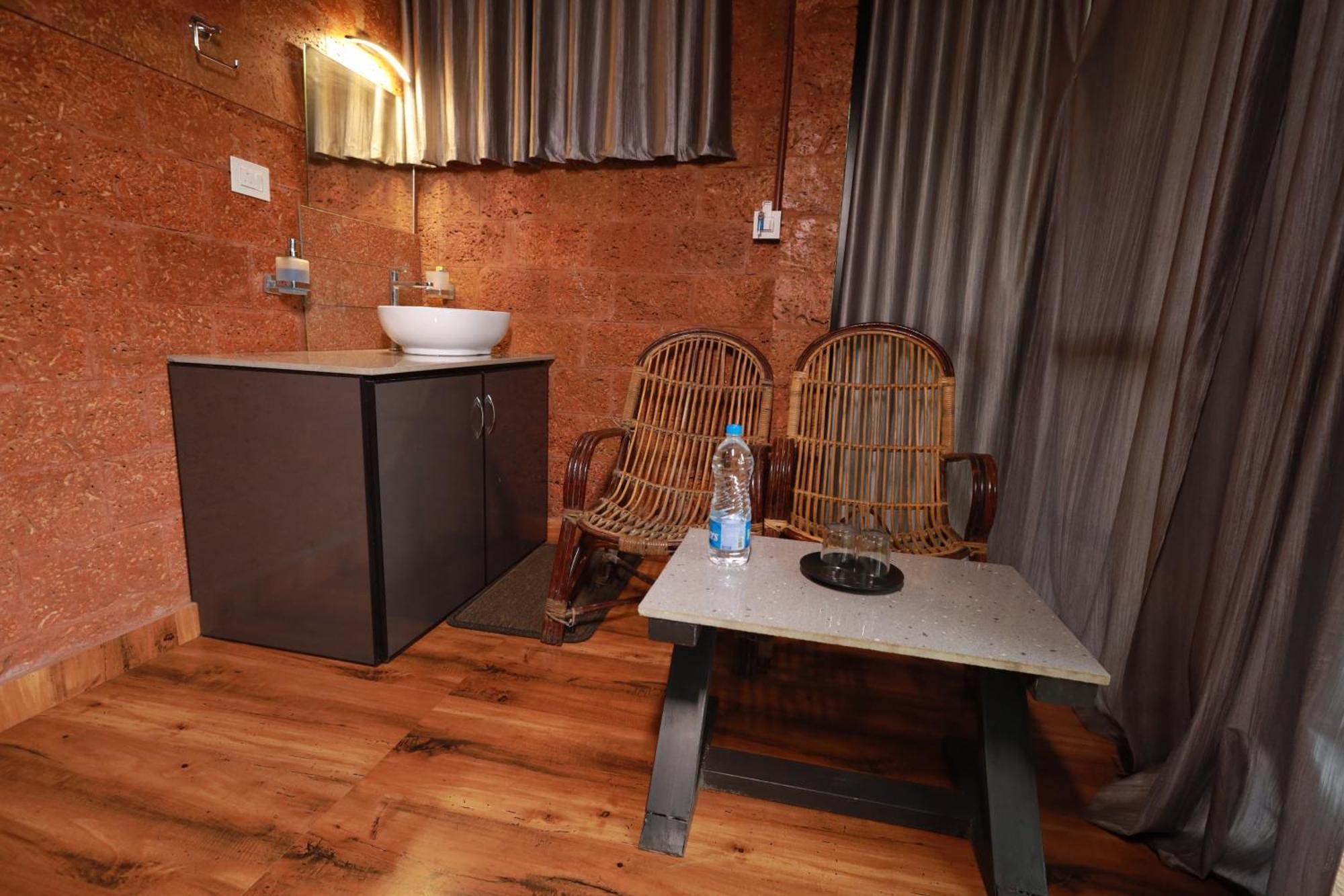 Holistic Stay Eco-Resort & Ayurvedic Retreat Paithalmala エクステリア 写真