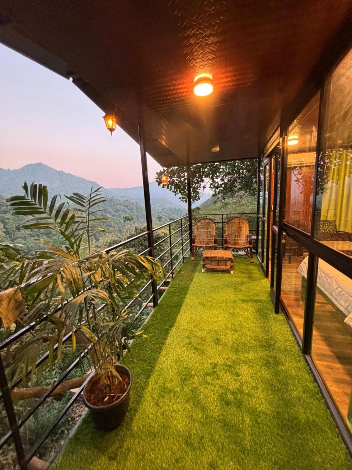 Holistic Stay Eco-Resort & Ayurvedic Retreat Paithalmala エクステリア 写真